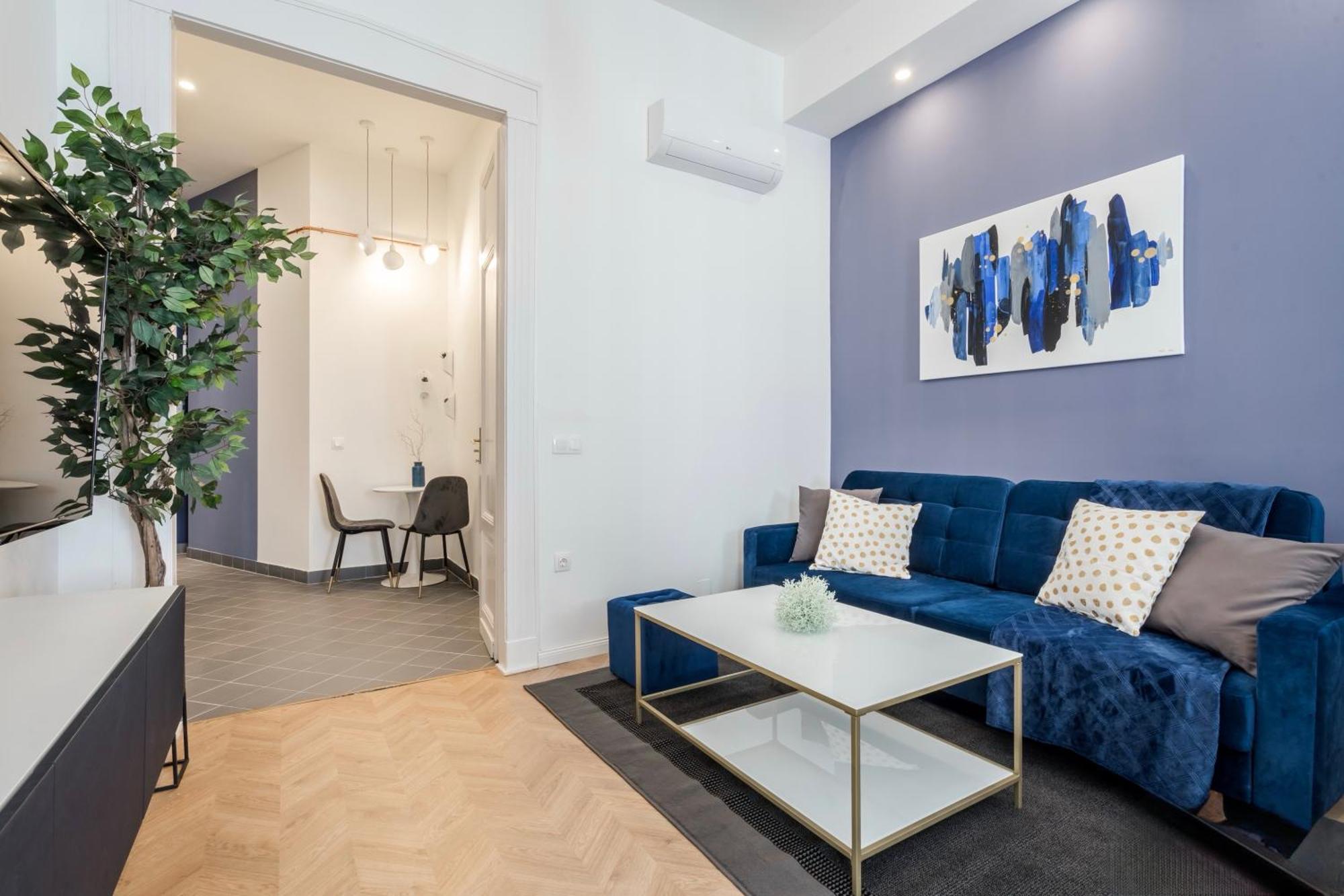 D58 - Grand Boulevard Royal Apartment - Best Location By Bqa ブダペスト エクステリア 写真